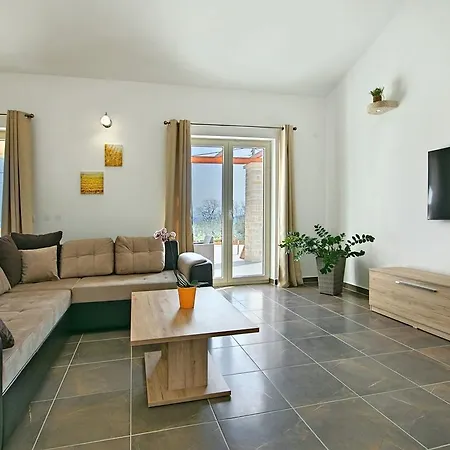 וילה In With Swimming Pool And Jacuzzi